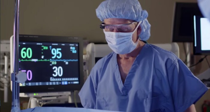 Les Google Glass en anesthésie : lecture des paramètres vitaux du patient dans la salle d’opération