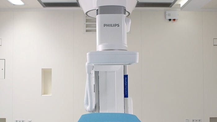Philips Azurion 7 C20 avec FlexArm en radiologie interventionnelle