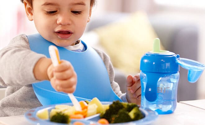 Choix des aliments en plus gros morceaux pour votre bébé
