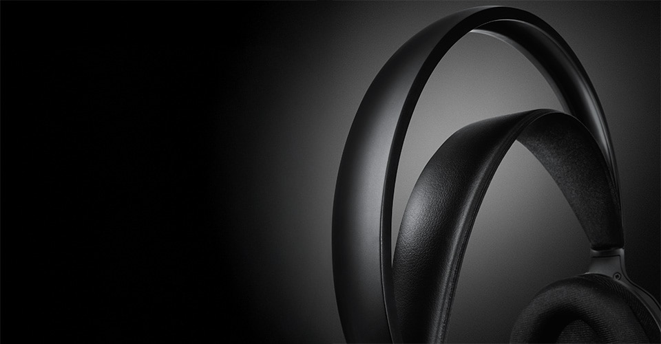 Gros plan sur la conception à double arceau du casque Philips SHC5200