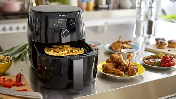 Test Philips Essential Airfryer XL HD9270/90 : une friteuse sans huile  rapide et homogène - Les Numériques