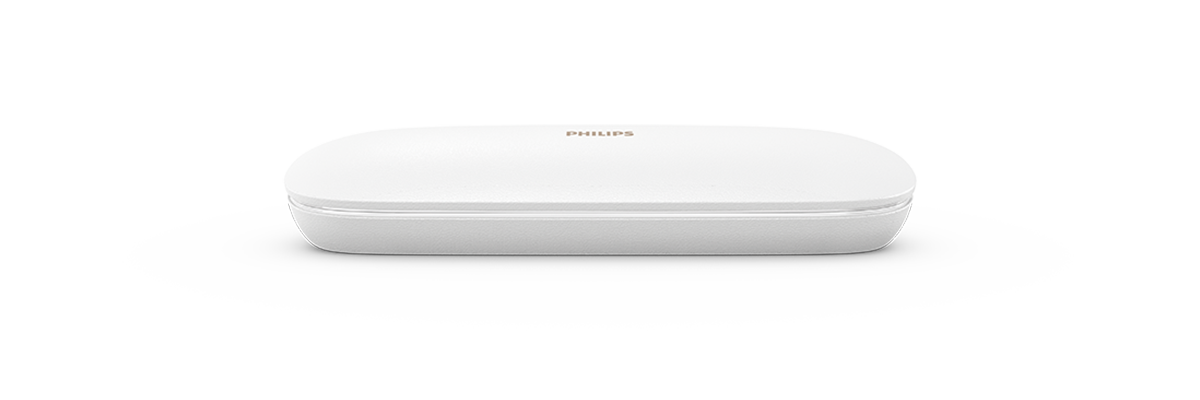 Philips Sonicare DiamondClean Smart avec ses accessoires 2