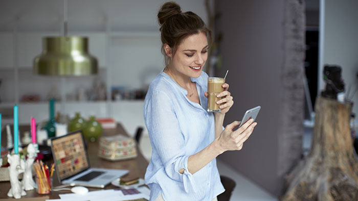 Comment enlever une tache de café sur une dent ?