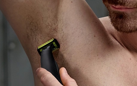 Poils sous les bras d’homme : faut-il raser ?
